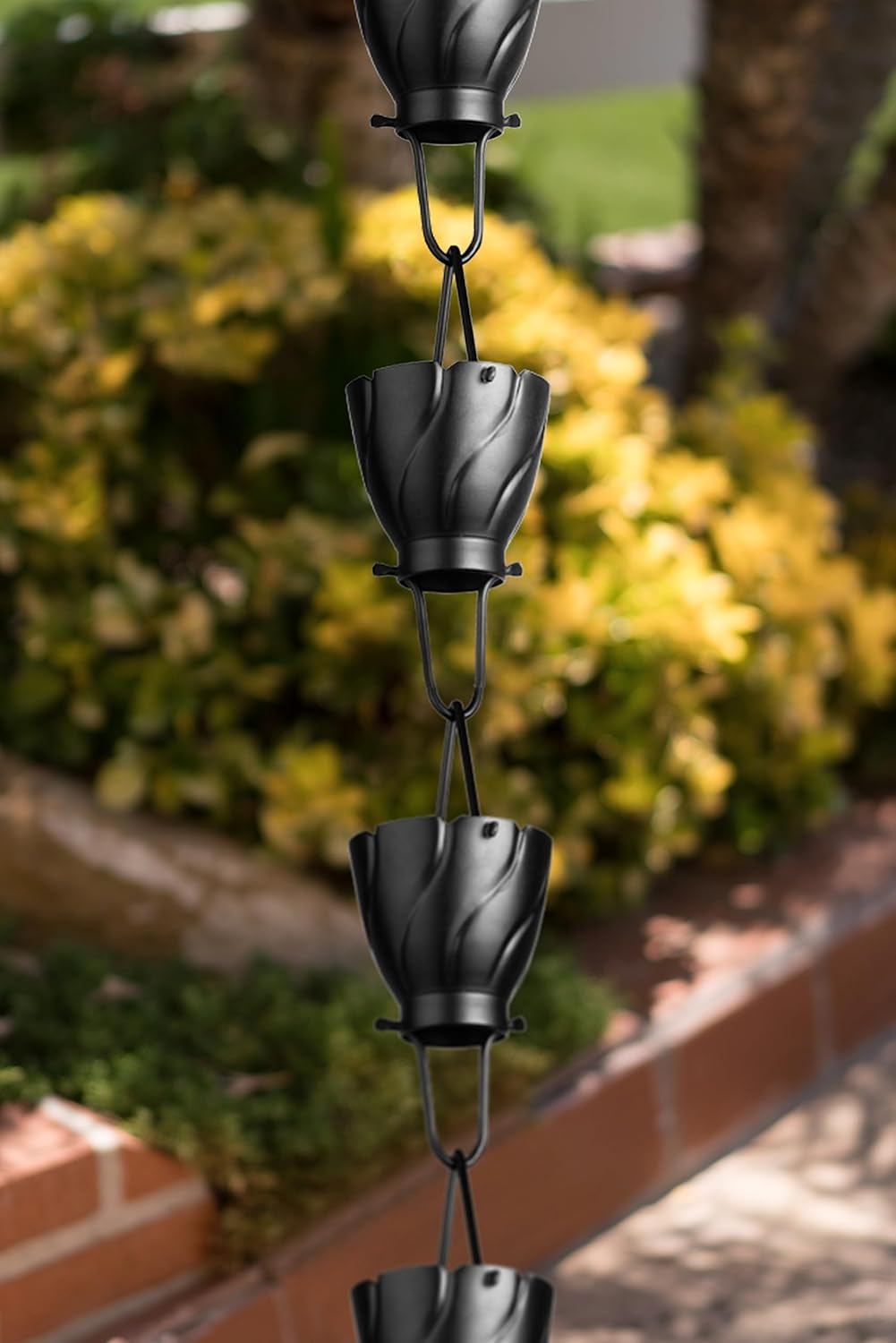 Monarch Rain Chains Aluminum Akira Rain Chain, 8.5 ft Black Powder Coated Aluminum Decorative Rain Catcher Chain for Gutters, Black Aluminum Rain Gutter Replacement Downspout