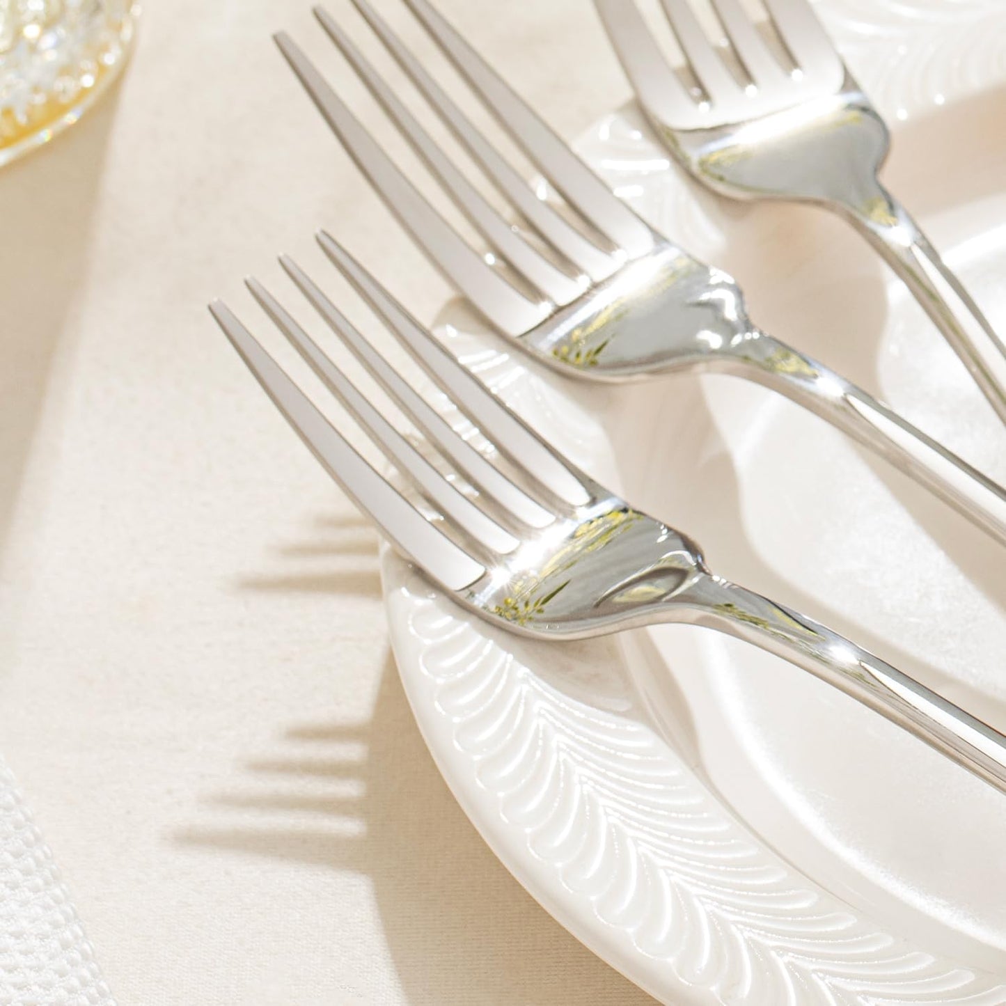 KINGSTONE 24 Piece Dinner Forks Set, 18/10 Stainless Steel Forks, Silver Food Grade Fork Set of 24, Metal Forks for Home, Kitchen, Weddings, Parties or Restaurant, Dishwasher Safe-8.18inches