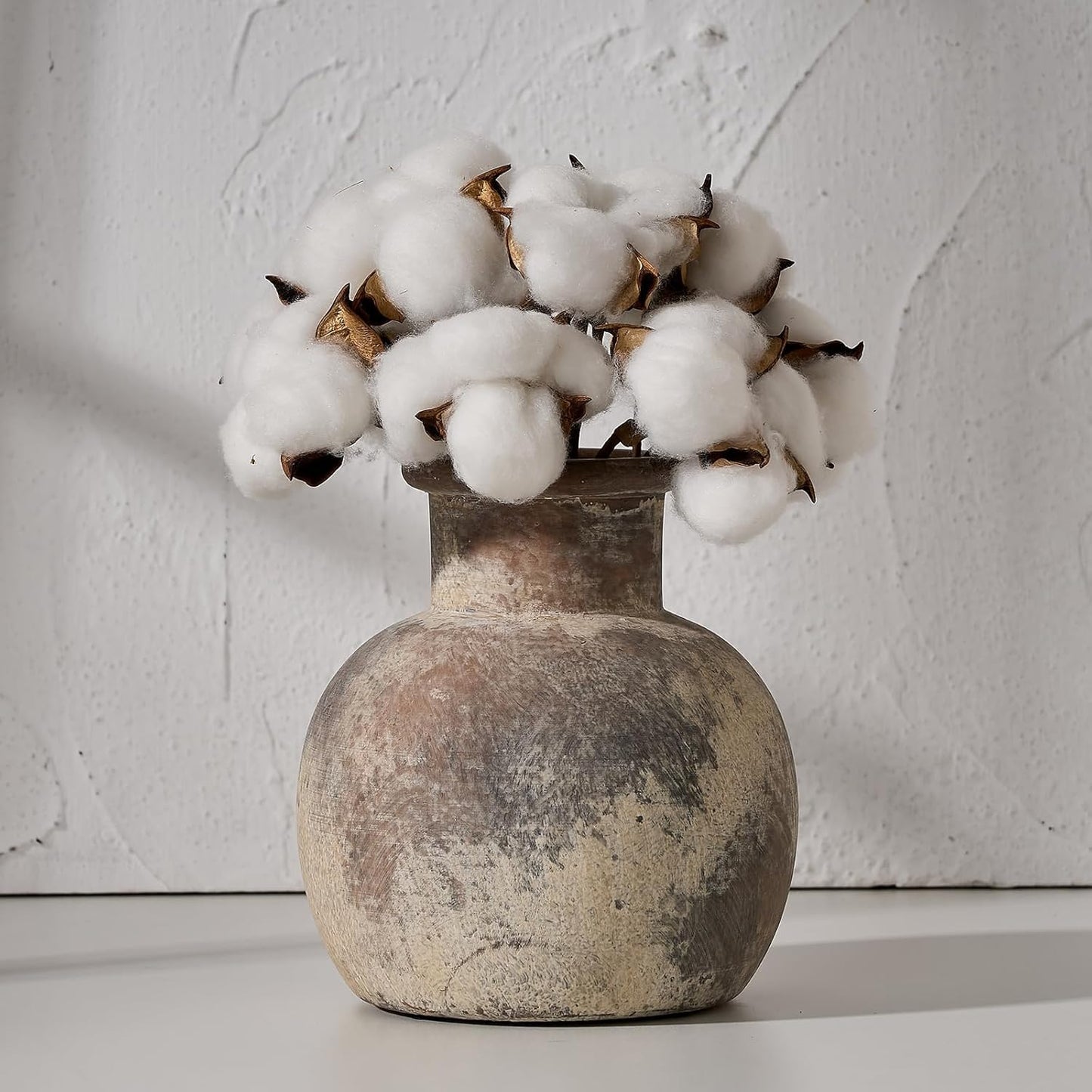 SIDUCAL Ceramic Rustic Farmhouse Vase | 6 Inch Pottery Decorative Flower for Home Decor | Boho Vase | Terracotta for Table, Living Room, Bathroom Decoration, Shelf Decor, Mantel