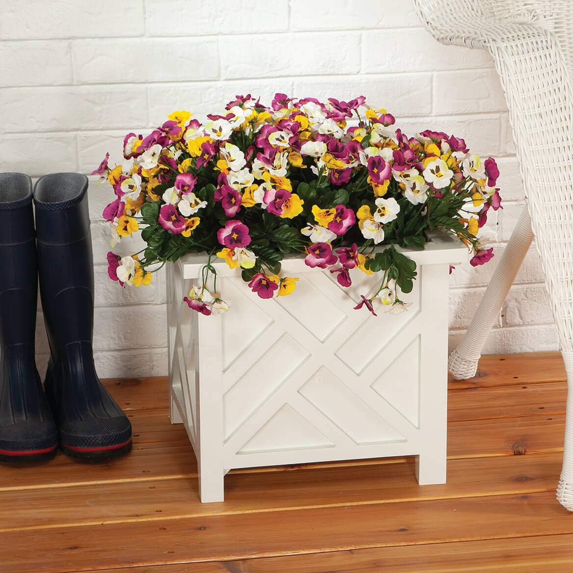 Miles Kimball Set of 2 Chippendale Planter Boxes, White – Outdoor Flower Holder for Garden, Patio and Lawn – 14 ¾” sq. x 13 ¼ H Overall