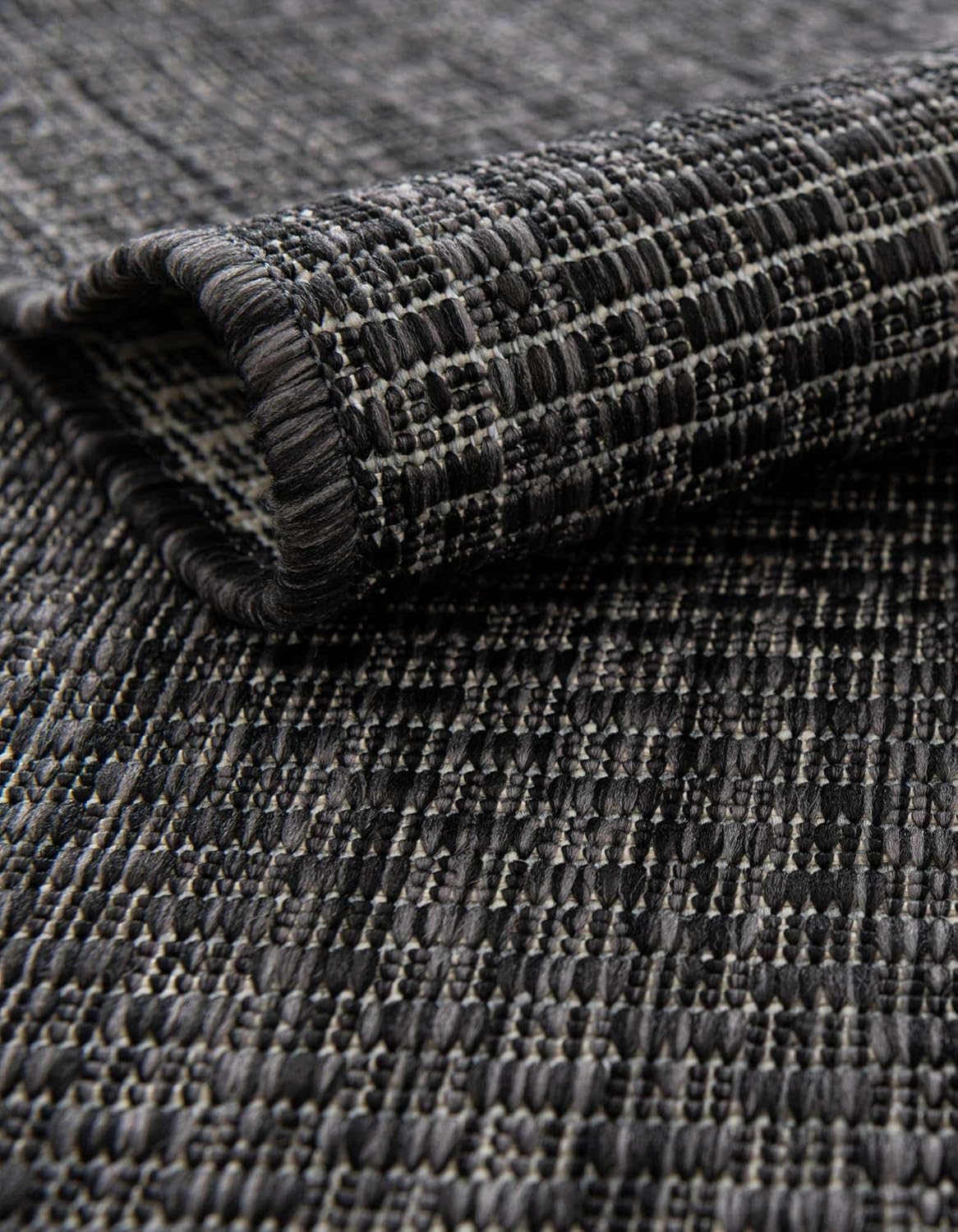 Unique Loom Outdoor Solid Collection Area Rug (7' 10" Square Black/Ivory)
