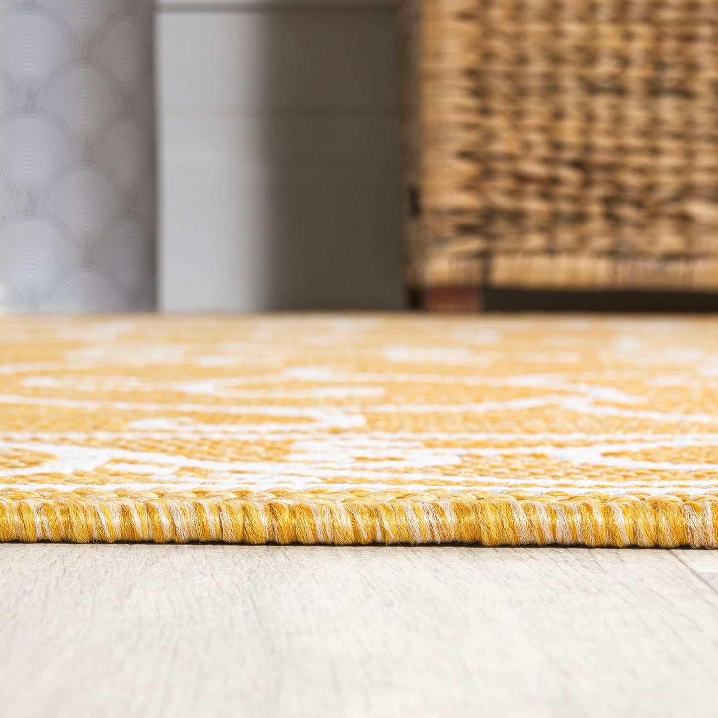 JONATHAN Y SMB106L-5SQ Charleston Vintage Filigree Textured Weave Indoor Outdoor Area Rug, Classic Traditional Transitional Easy Cleaning,Bedroom,Kitchen,Backyard,Patio, Yellow/Cream, 5' Square