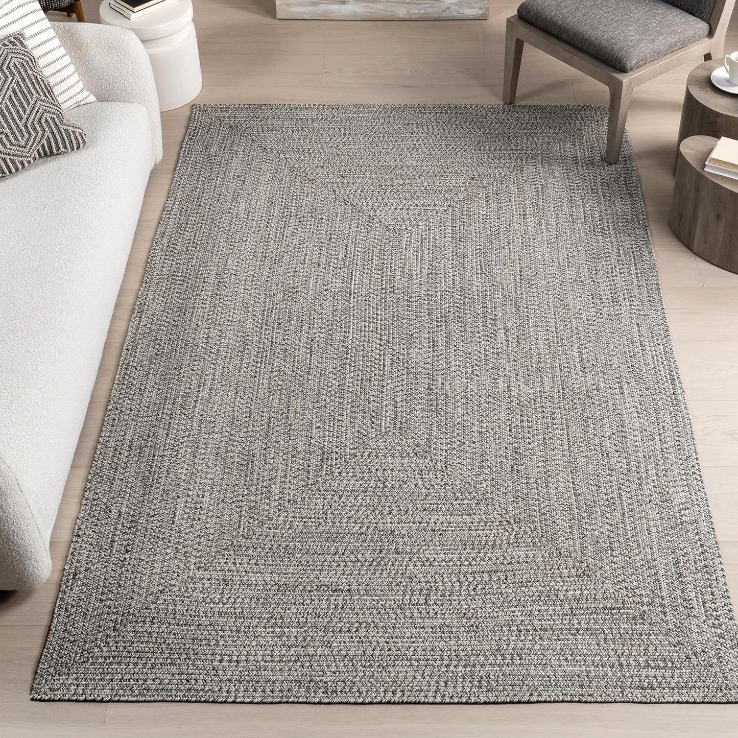 nuLOOM 4' x 6' Solid Hand Braided Indoor/Outdoor Area Rug, Pet-Friendly, High Traffic, Weather Resistant, for Patio, Balcony, Bedroom, Living Room, Dining Room, Wynn Salt And Pepper