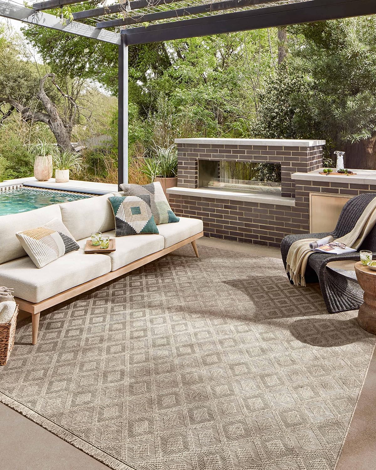 Loloi Dawn Collection Indoor/Outdoor DAW-07 Light Brown 2'-3" x 10'-0" Runner Rug