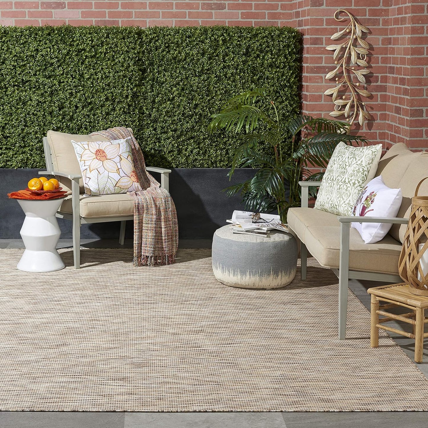 Nourison Home Positano 8' x Round Beige Fabric Modern Area Rug (8' Round)